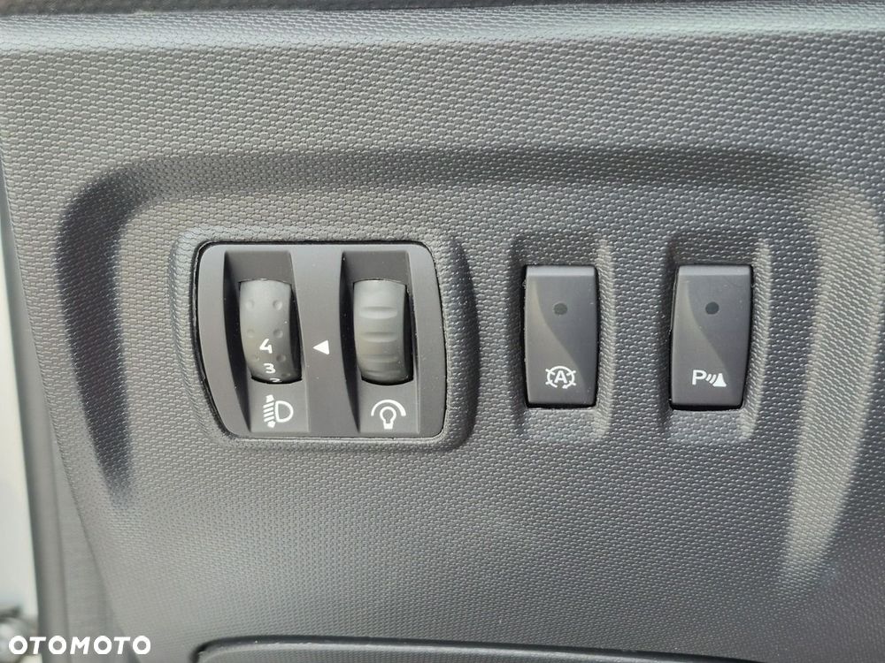 Renault Captur - 31
