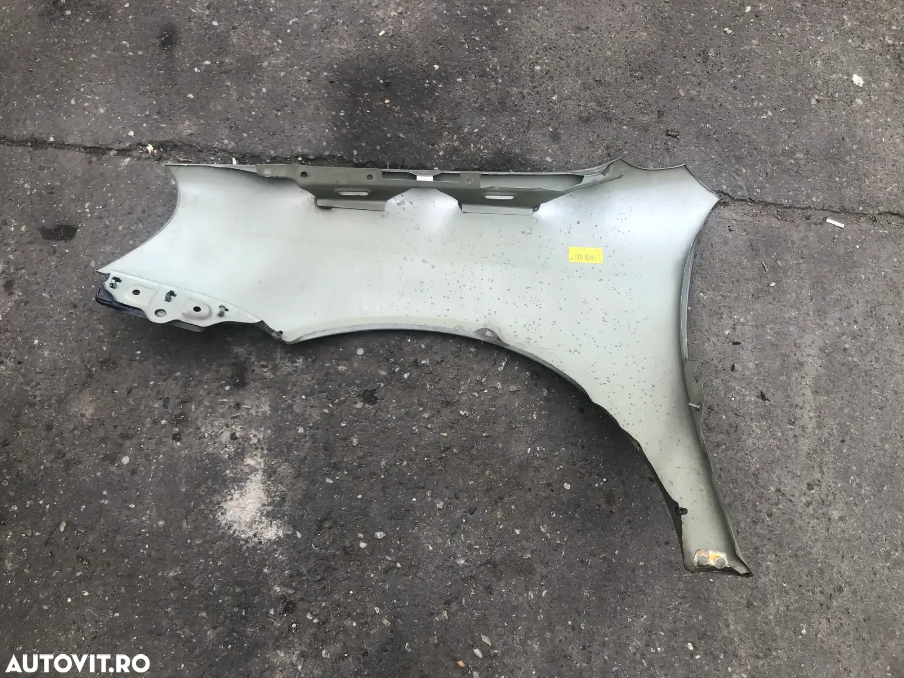 Aripa dreapta fata VW Volkswagen Jetta bej auriu 2006 - 5
