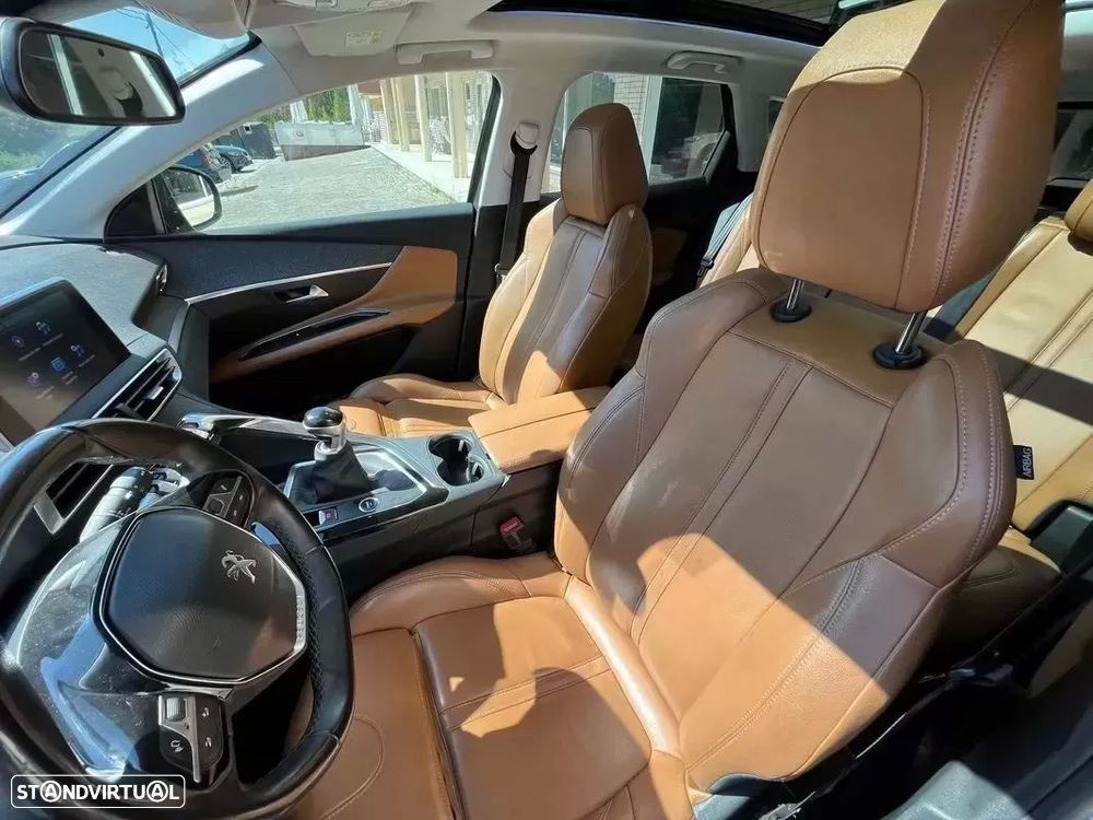 Peugeot 3008 - 8