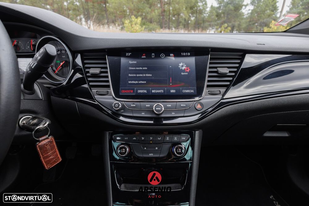 Opel Astra 1.6 CDTI Dynamic Sport S/S - 25