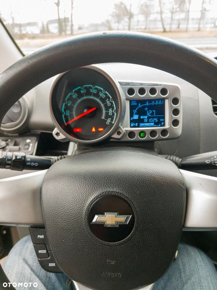 Chevrolet Spark 1.0 LS - 16