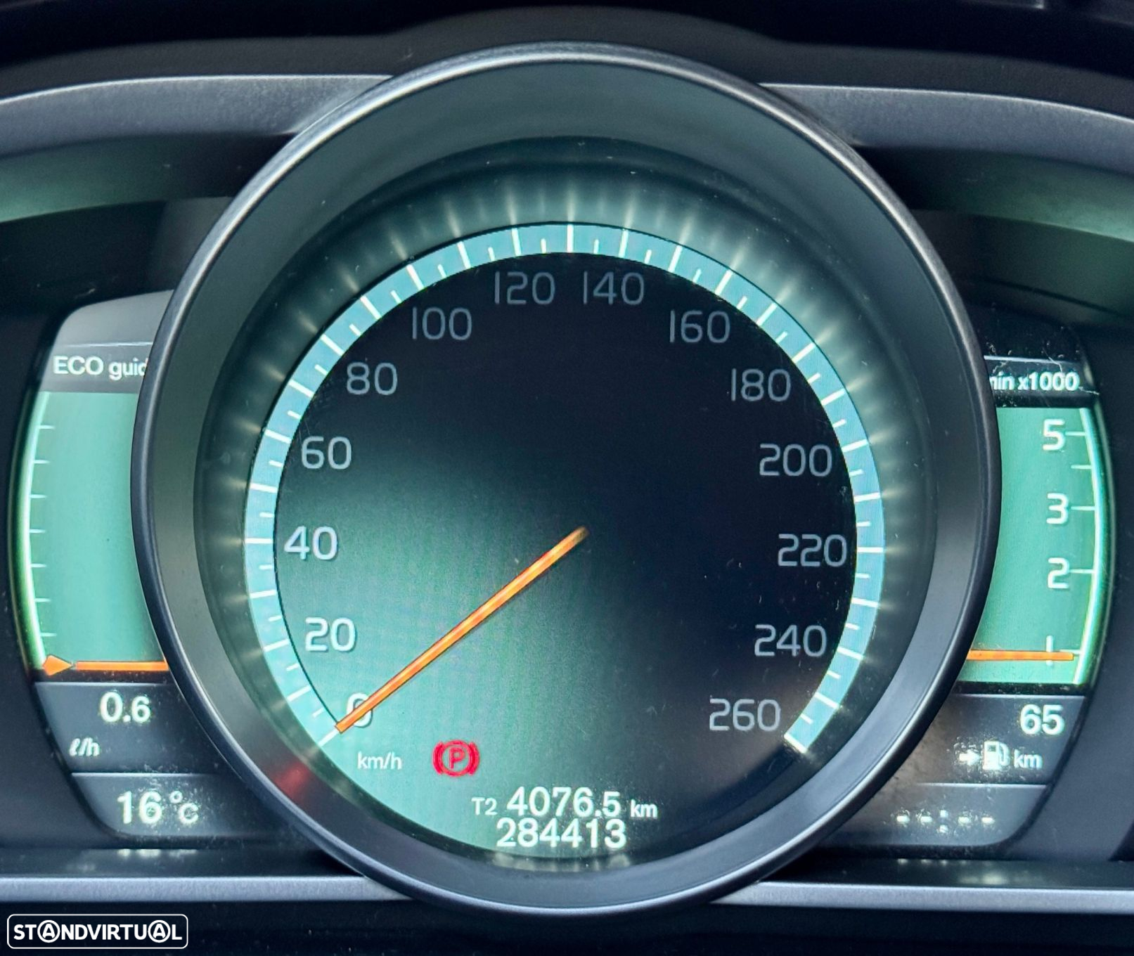 Volvo V40 1.6 D2 R-Design Momentum - 12