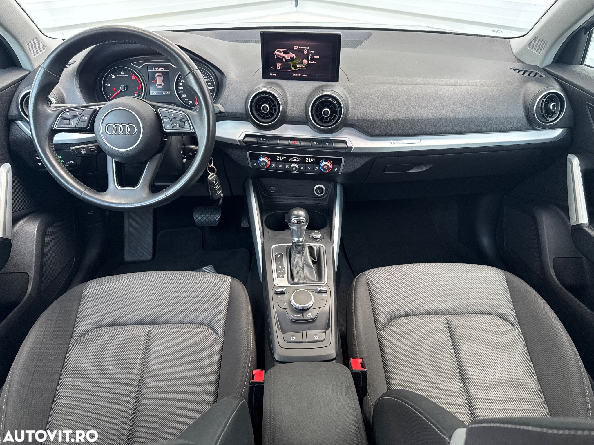 Audi Q2 2.0 TDI quattro S tronic sport - 6