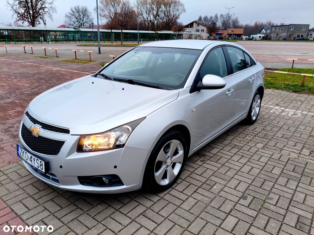 Chevrolet Cruze 1.8 LS+ - 2