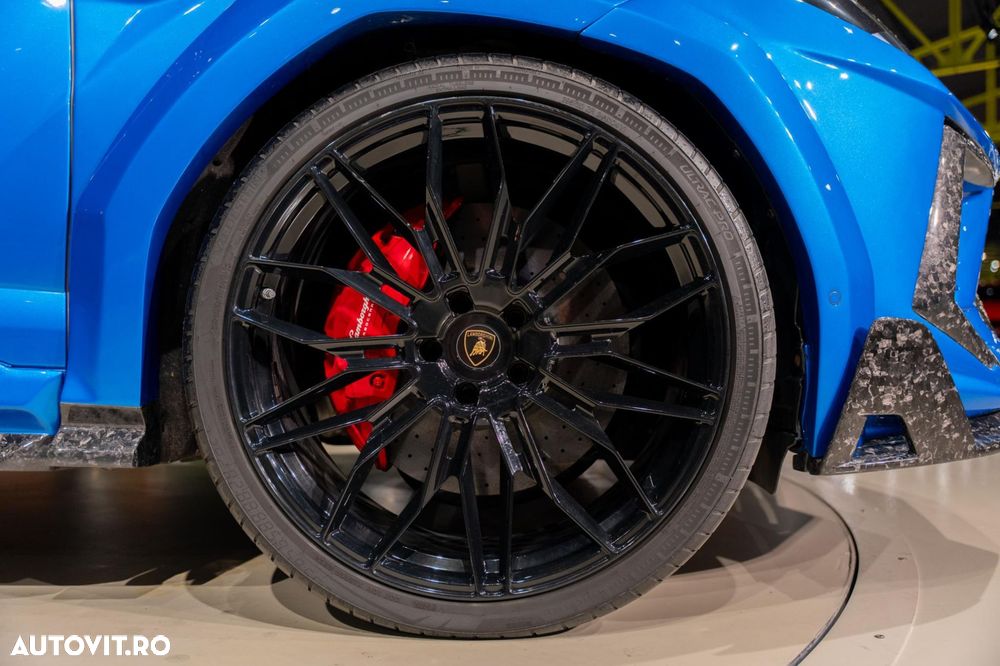 Lamborghini URUS - 16