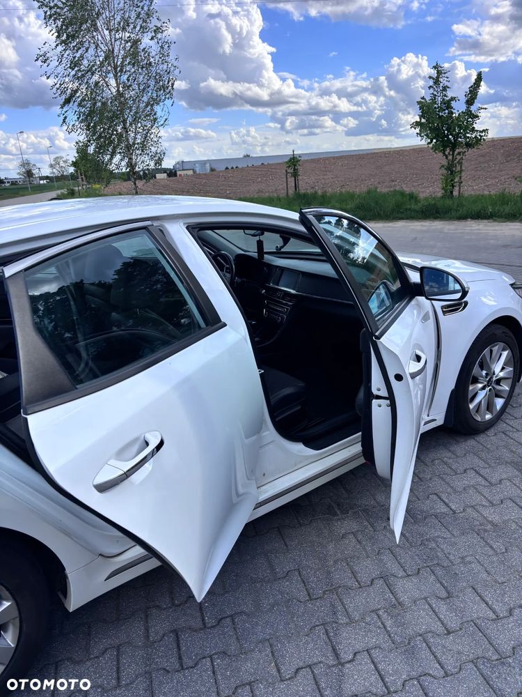 Kia Optima 1.7 CRDI L DCT - 6