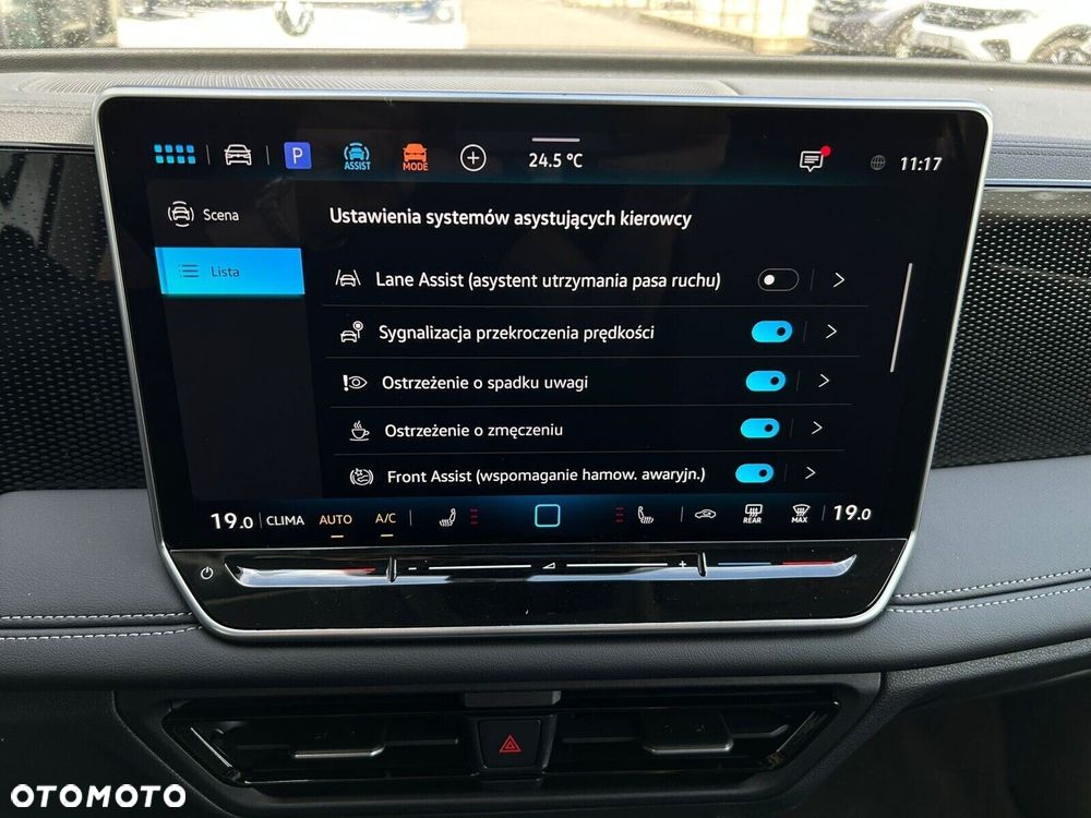 Volkswagen Tiguan - 20