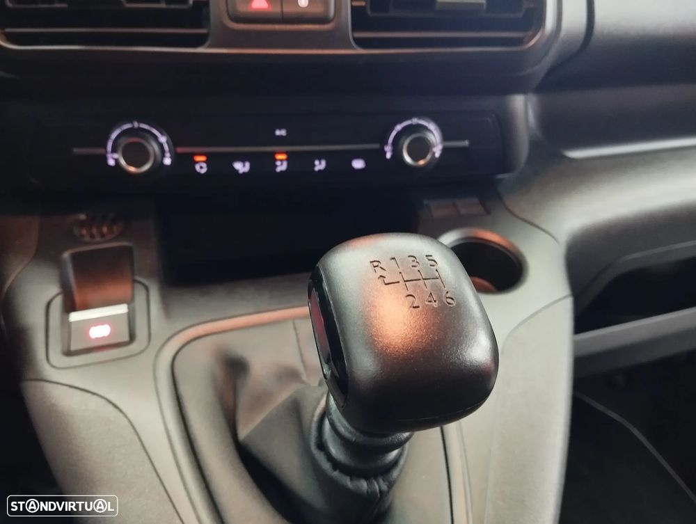 Peugeot Partner 1.5 BlueHDi Pro Standard - 27