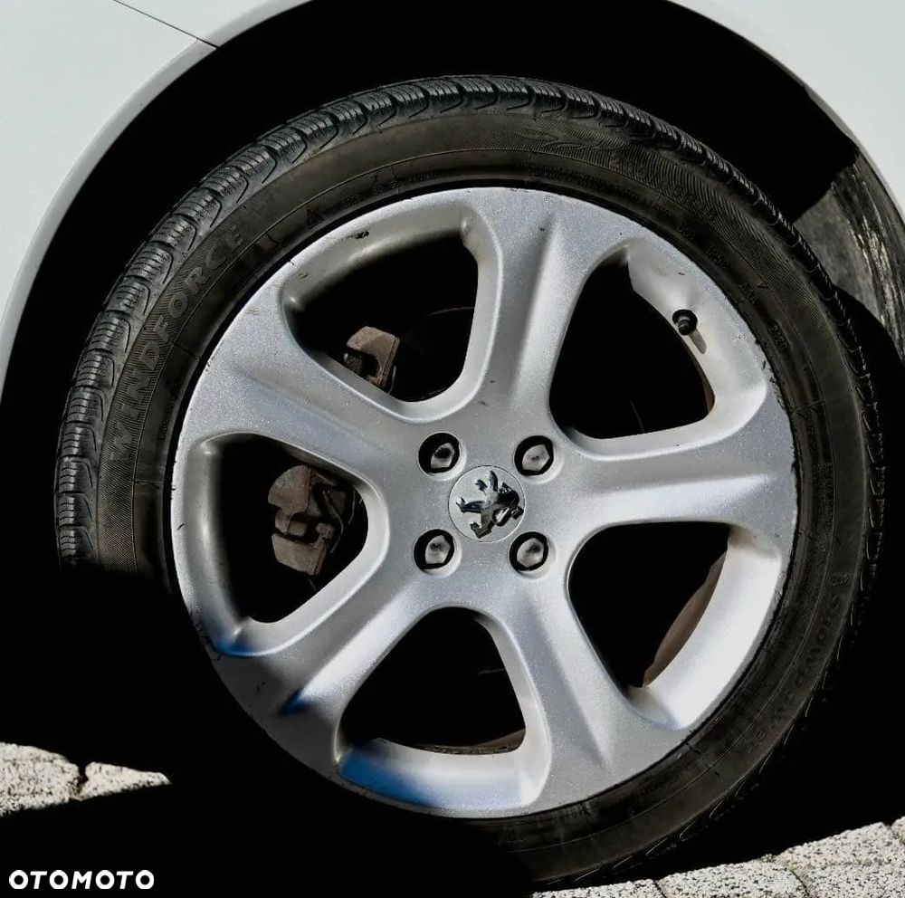 Peugeot 3008 1.6 Premium - 9