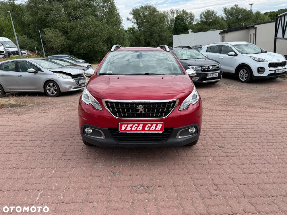 Peugeot 2008 1.2 Pure Tech Style S&S - 2