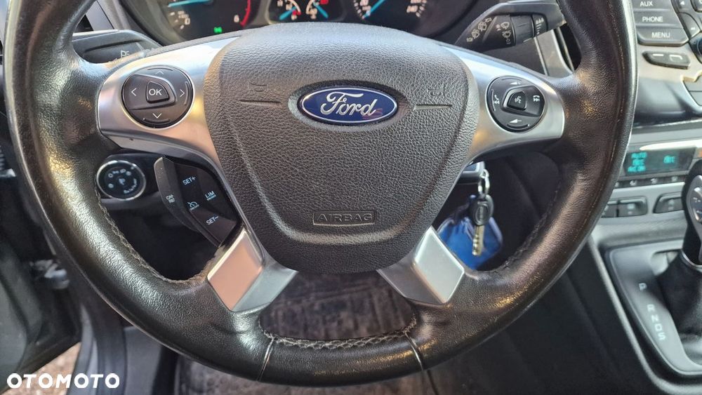 Ford Tourneo Connect Grand - 21