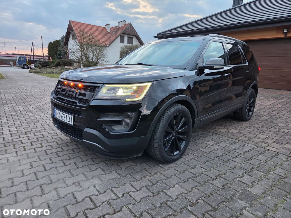 Ford Explorer - 13