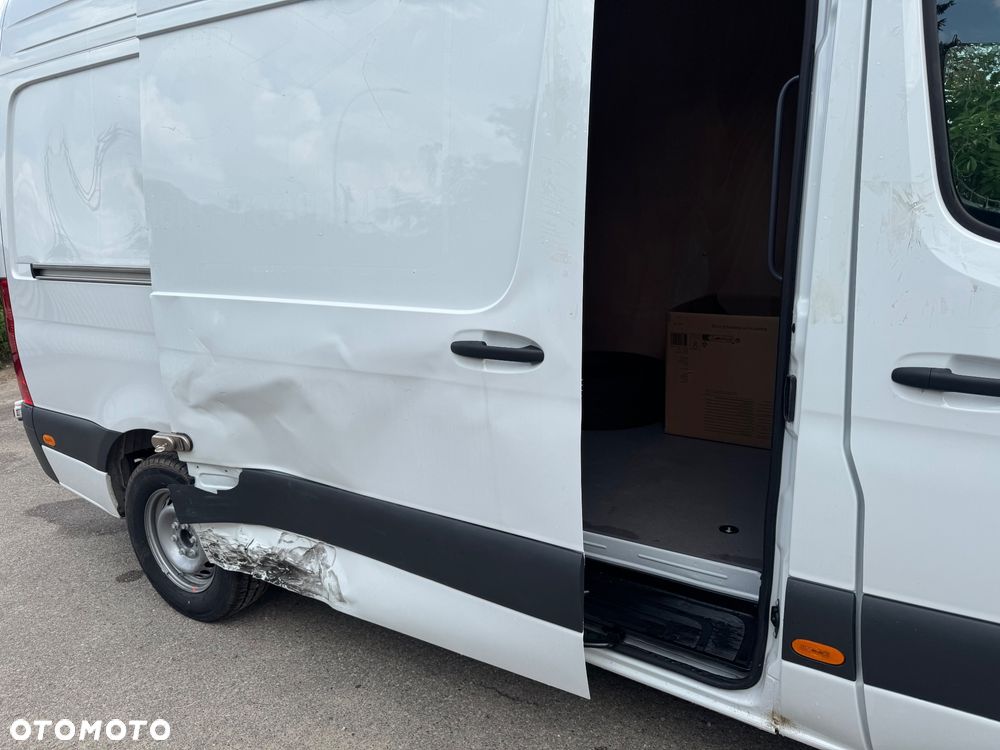 Mercedes-Benz SPRINTER - 17