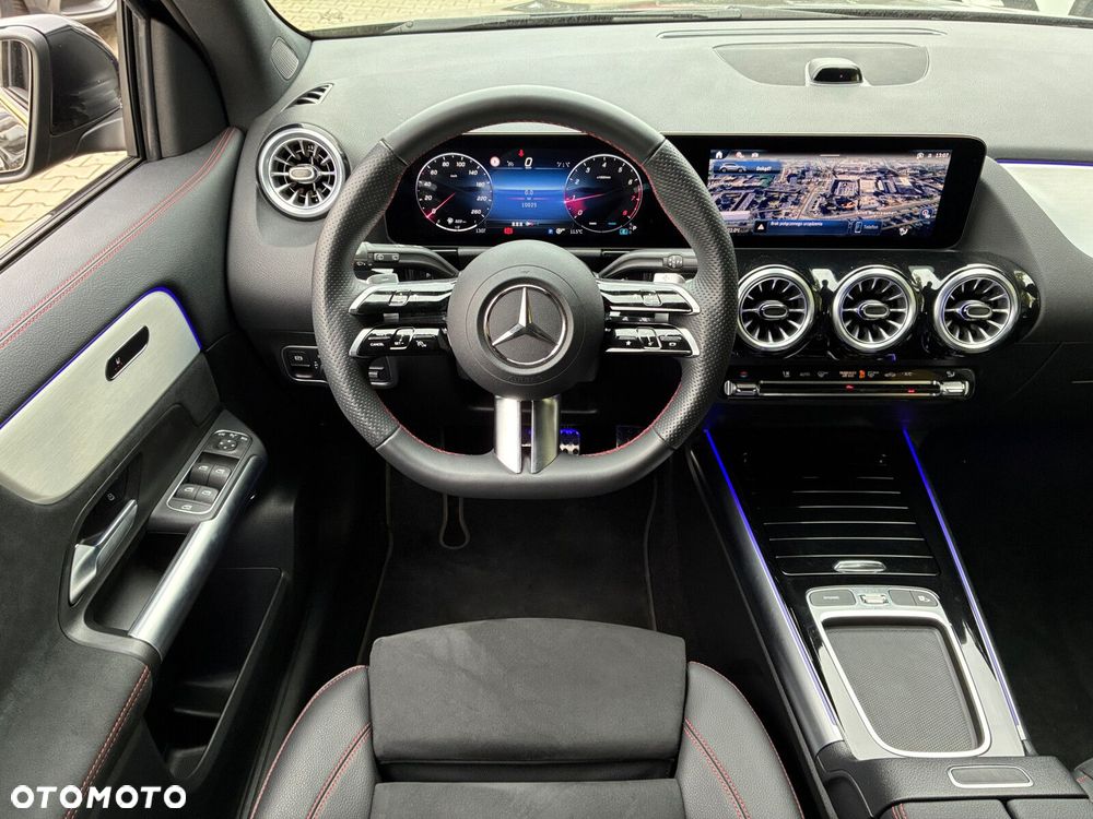 Mercedes-Benz GLA 200 mHEV AMG Line 7G-DCT - 12
