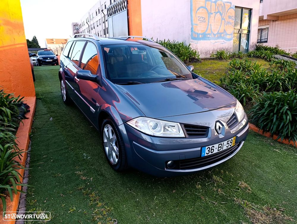 Renault Mégane Break 1.5 dCi Dynamique S - 2