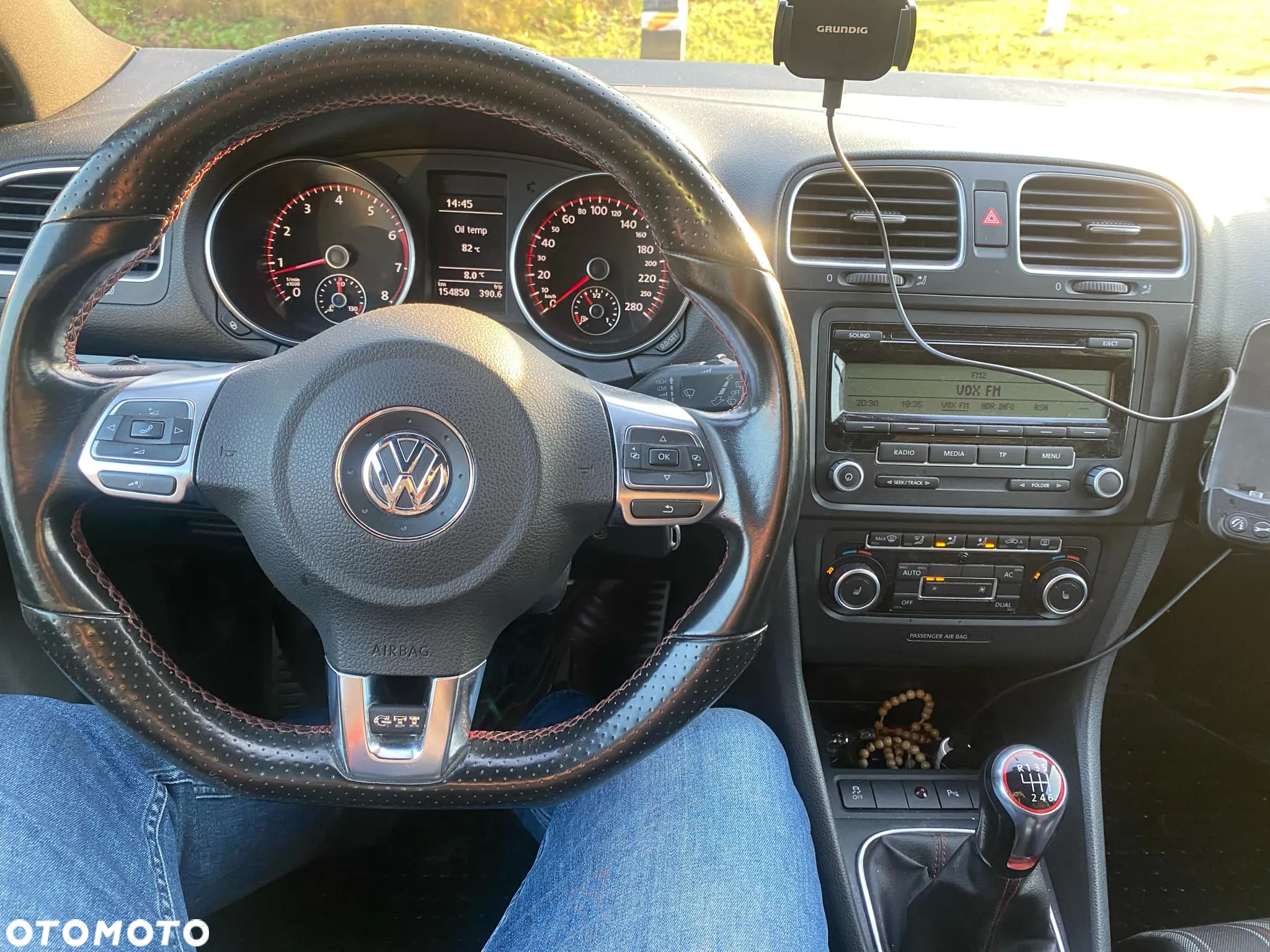 Volkswagen Golf VI 2.0 TSI GTI - 10