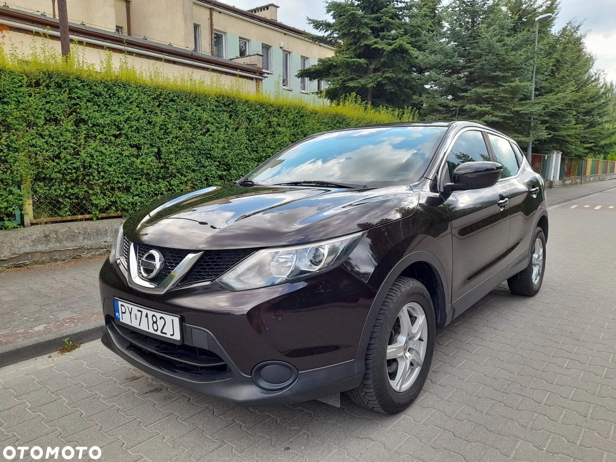 Nissan Qashqai - 1