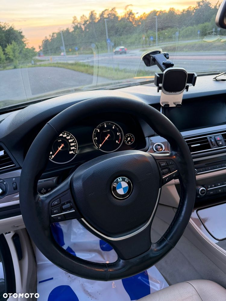 BMW Seria 5 520d - 21