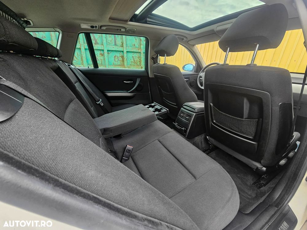 BMW Seria 3 320d DPF - 12