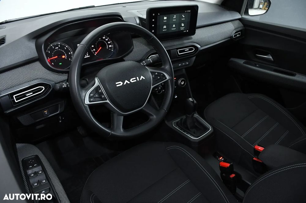 Dacia Logan TCe 90 CVT Journey - 9
