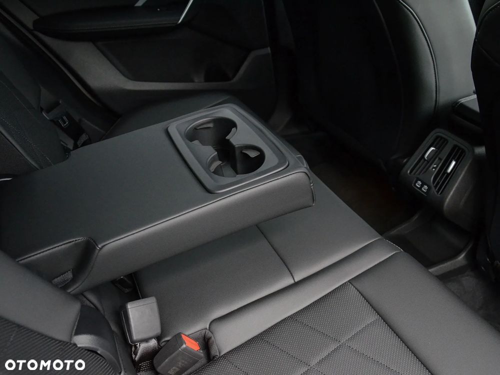 BMW X1 sDrive20i - 27