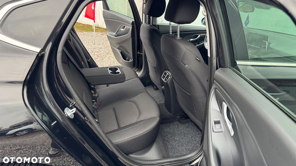 Hyundai i30 1.4 T-GDI Premium - 37