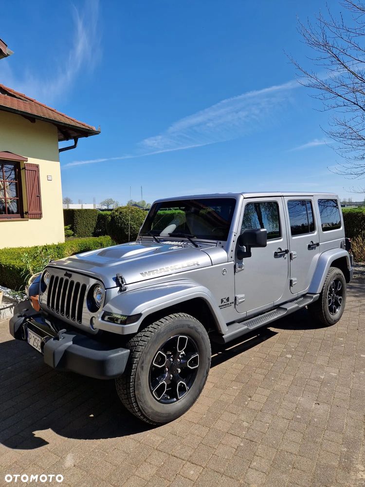 Jeep Wrangler Unlimited 3.6 Automatik Sahara - 2