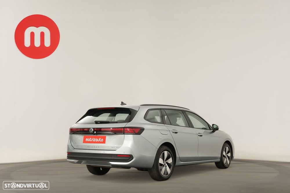 VW Passat Variant 1.5 TSI eHybrid DSG - 4