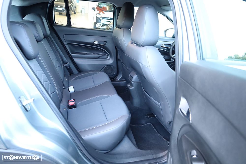 Jeep Avenger 1.2 GSE T3 Altitude - 35