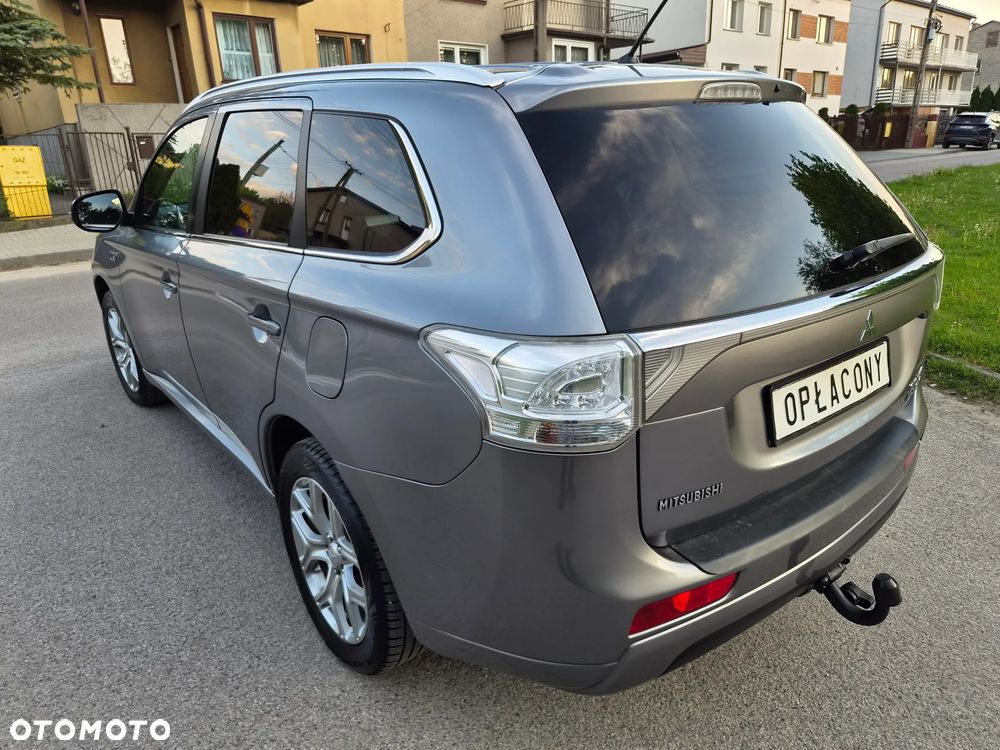 Mitsubishi Outlander - 18