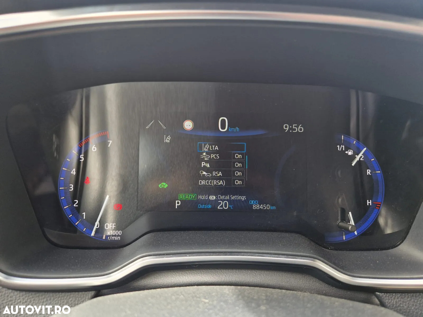 Toyota Corolla 1.8 HSD Dynamic - 12