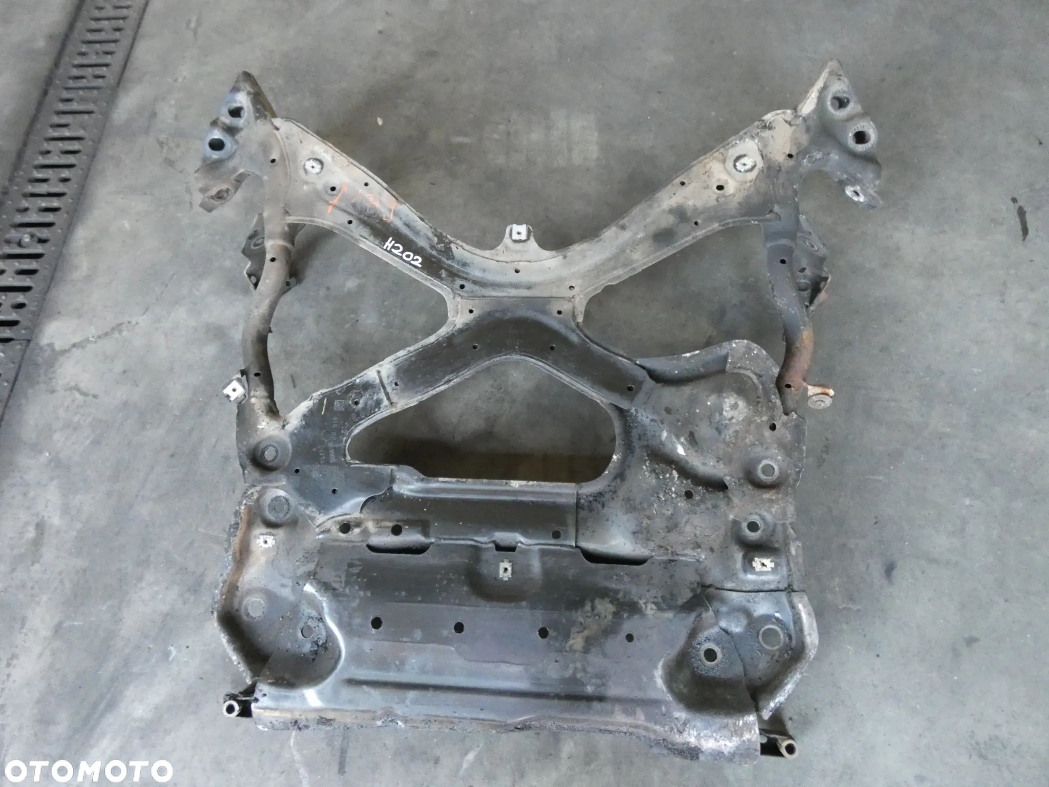 AUDI A4 B9 WÓZEK BELKA SILNIKA SANKI PRZÓD 8W2399347G H202 - 1