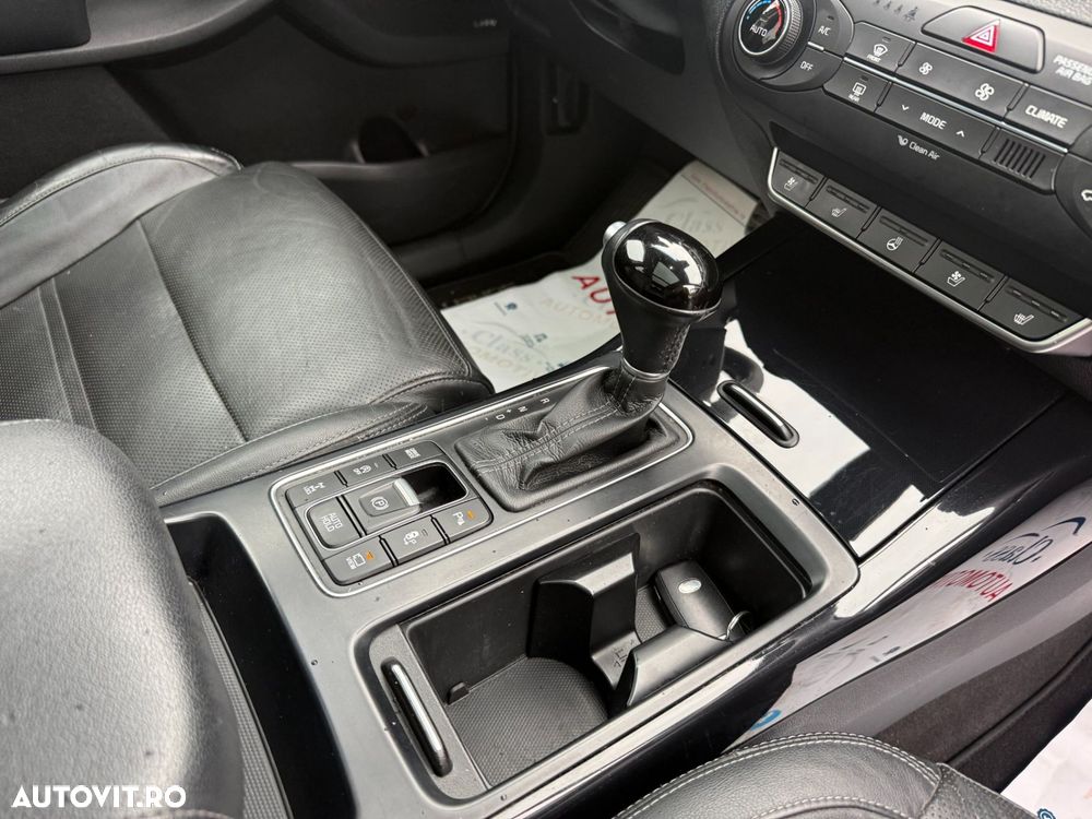 Kia Sorento 2.2 DSL 6AT 4x4 Cosmo - 20