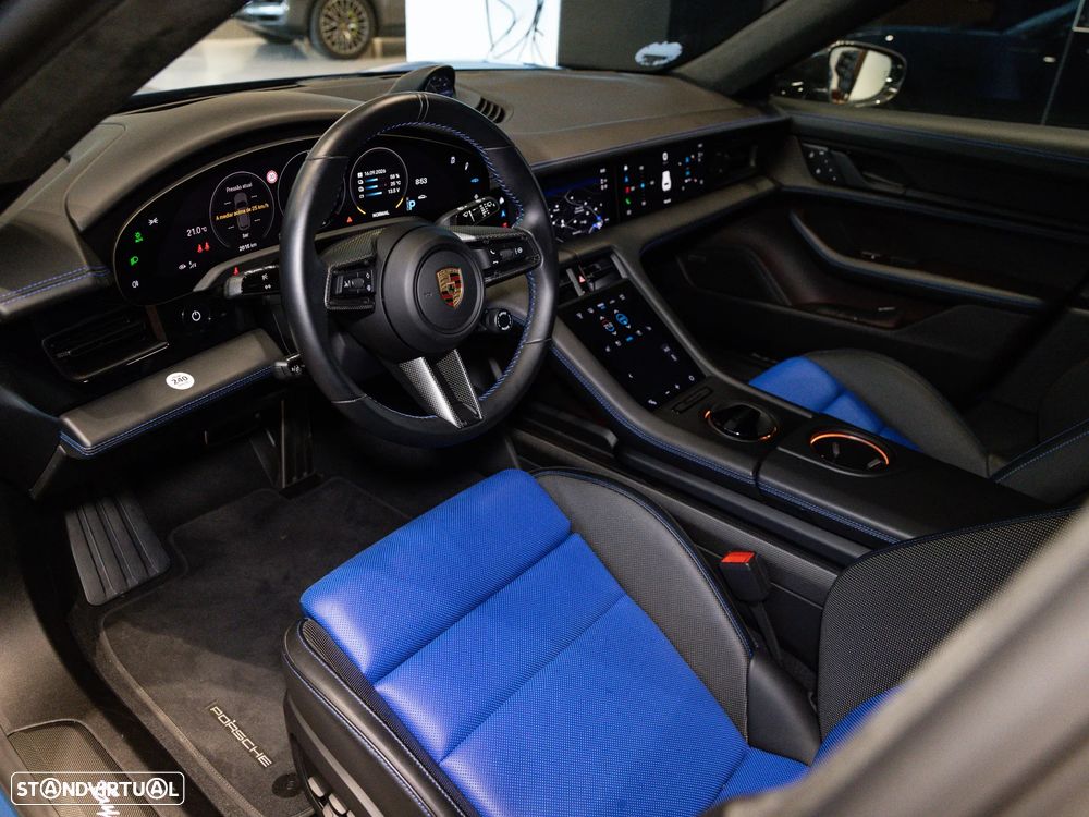 Porsche Taycan Sport Turismo GTS - 15