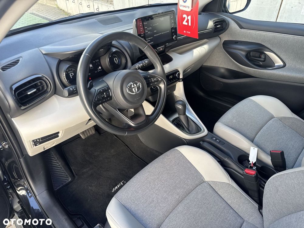Toyota Yaris 1.5 Selection Elegant CVT - 12
