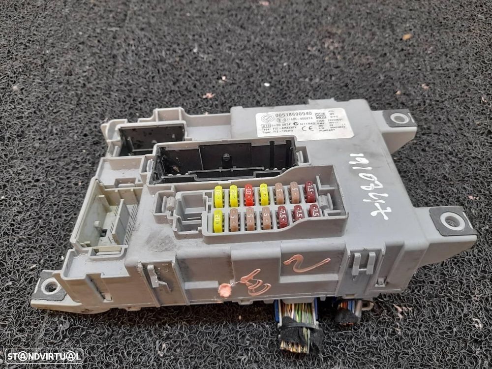 CAIXA DE RELES FUSÍVEIS FIAT III EVO PUNTO 199 - 1