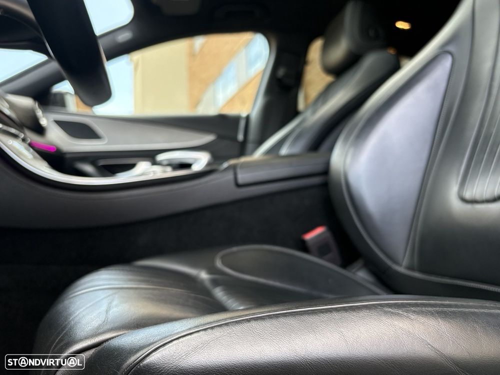 Mercedes-Benz CLS 300 d AMG Line - 11