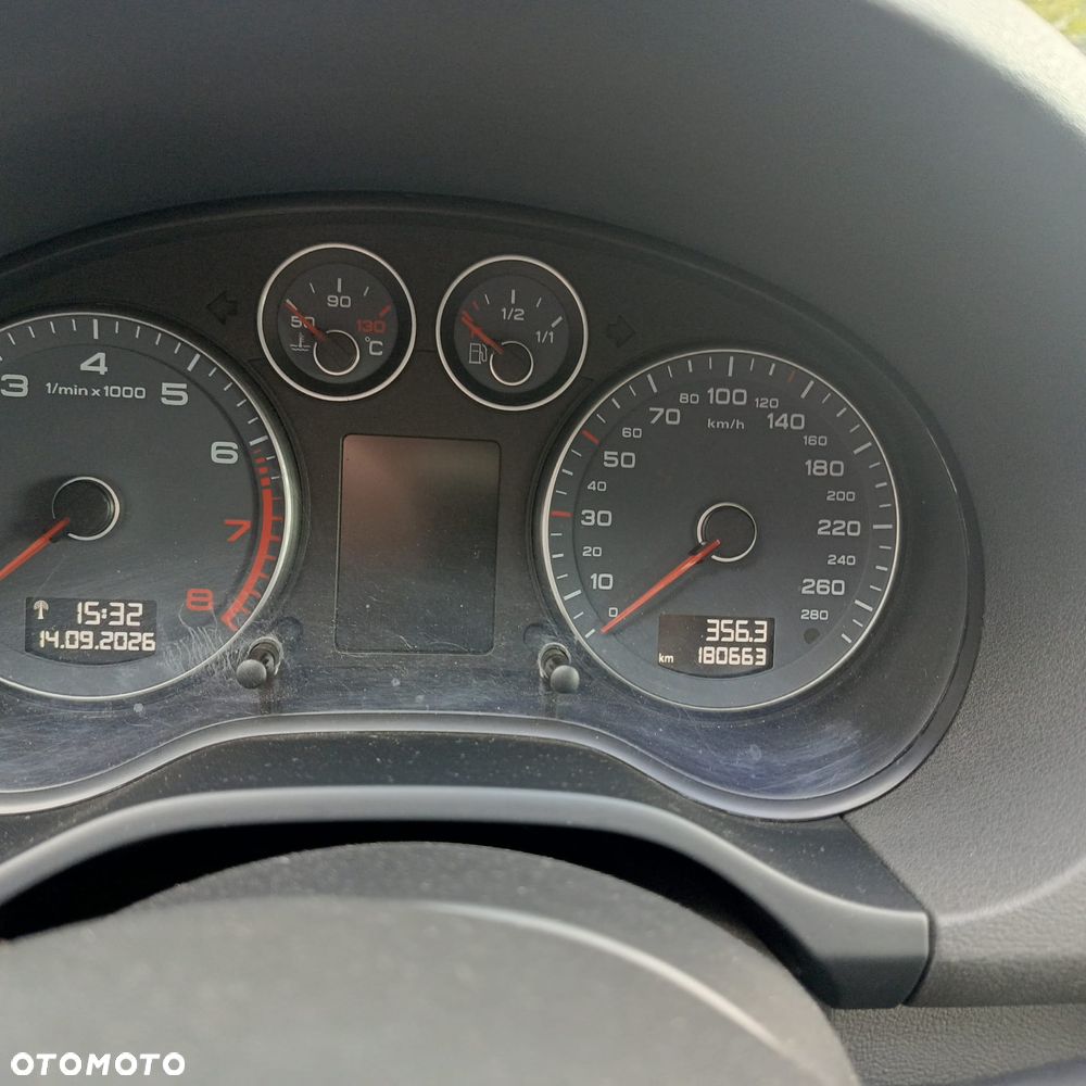 Audi A3 Sportback 1.4 TFSI Ambition - 11