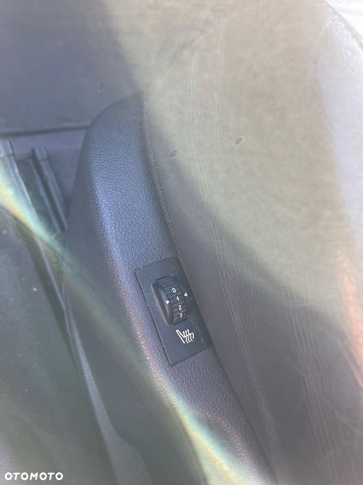 Peugeot 3008 HDi FAP 110 EGS6 Tendance - 20