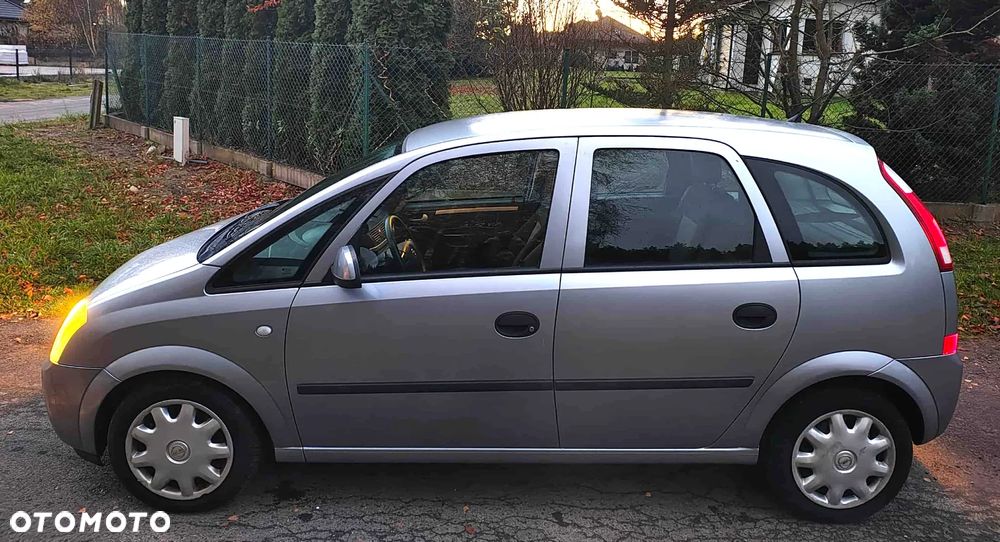 Opel Meriva 1.4 Cosmo - 16