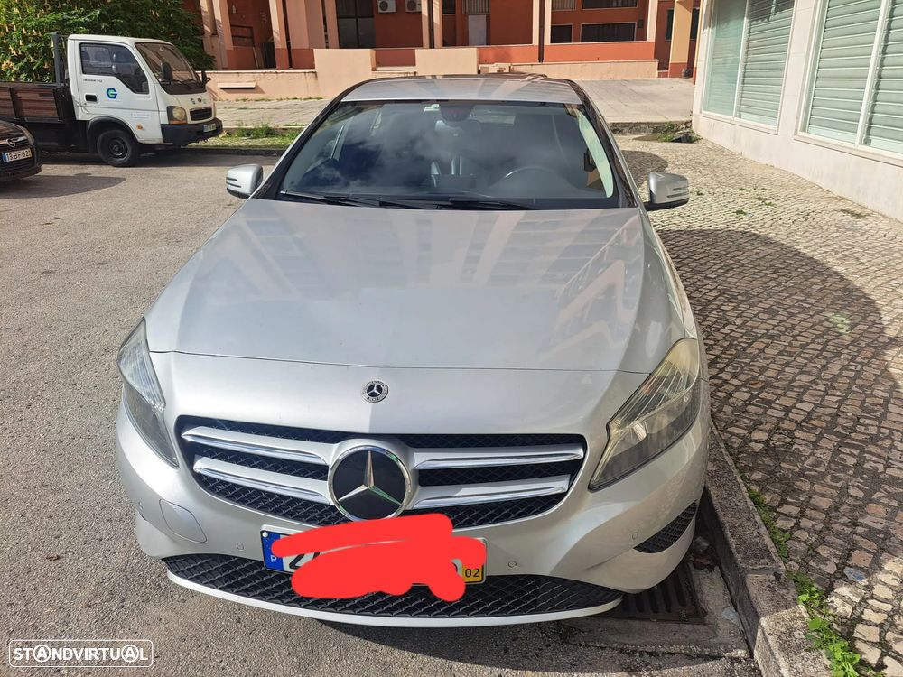 Mercedes-Benz 180 - 4