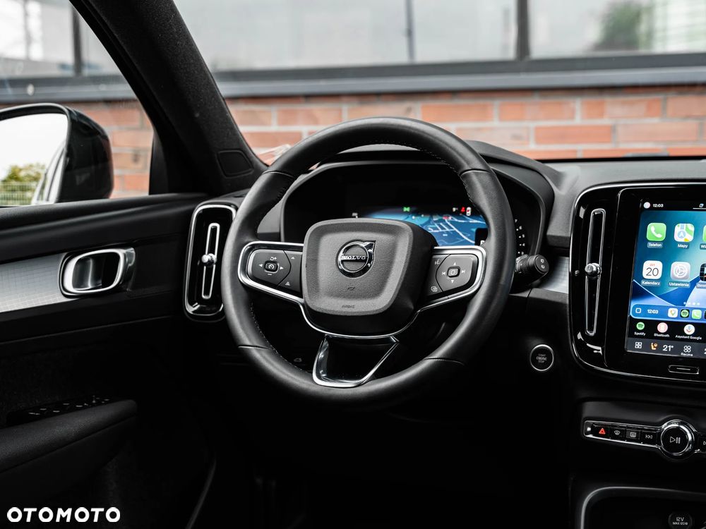 Volvo XC 40 B3 B DKG Plus Bright - 34