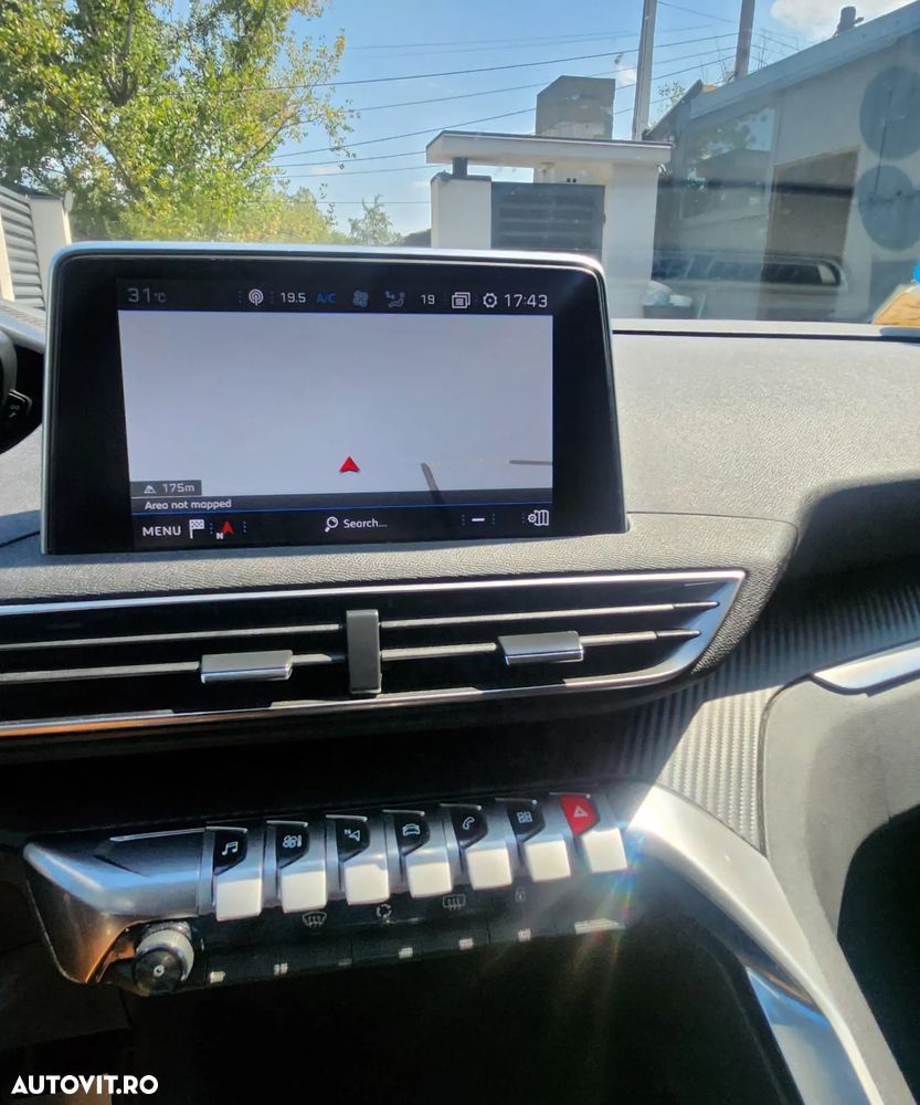 Peugeot 3008 1.2 PureTech 130 EAT8 Active Pack - 36