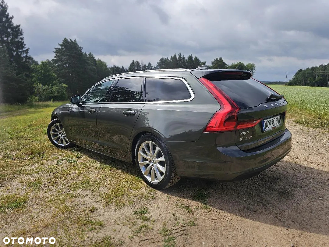 Volvo V90 - 2