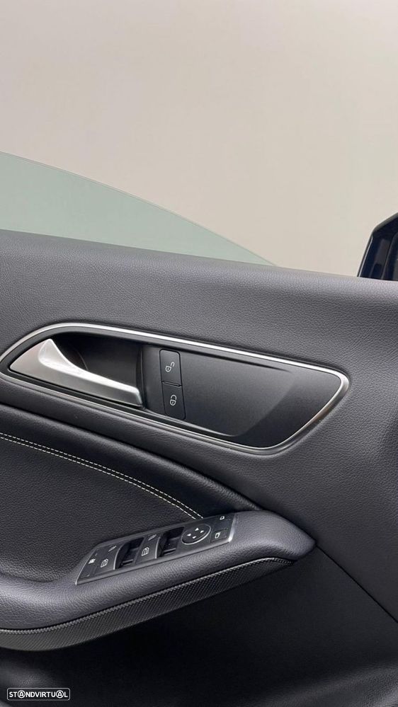 Mercedes-Benz CLA 200 Shooting Brake d 7G-DCT UrbanStyle Edition - 32