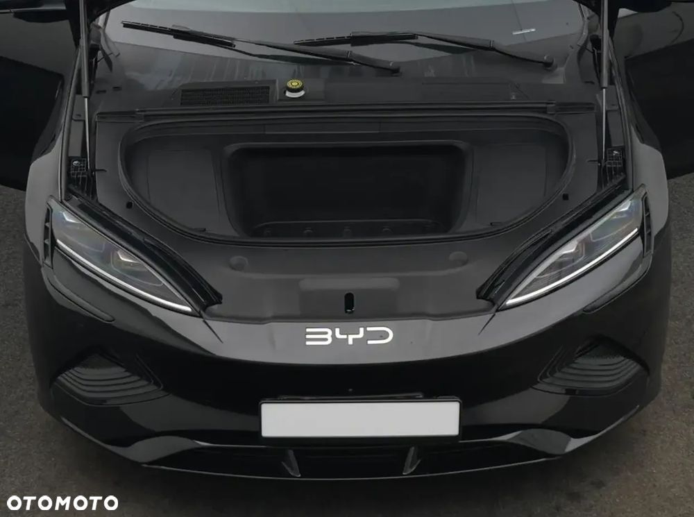 BYD Seal - 9