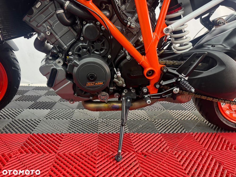 KTM Super Duke - 15