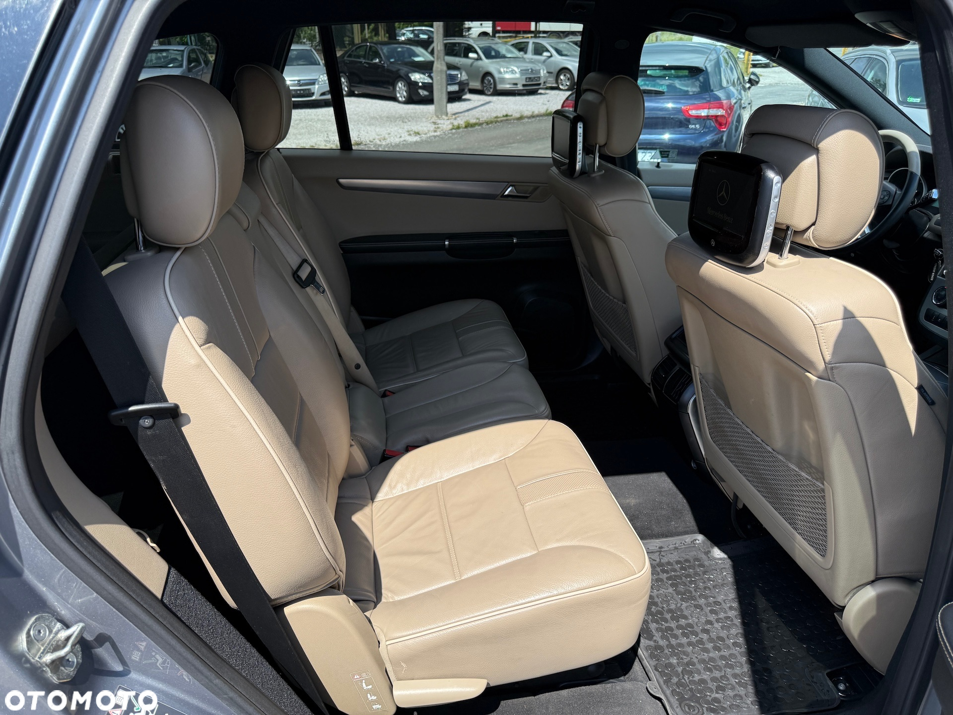 Mercedes-Benz Klasa R 350 CDI 4-Matic - 22