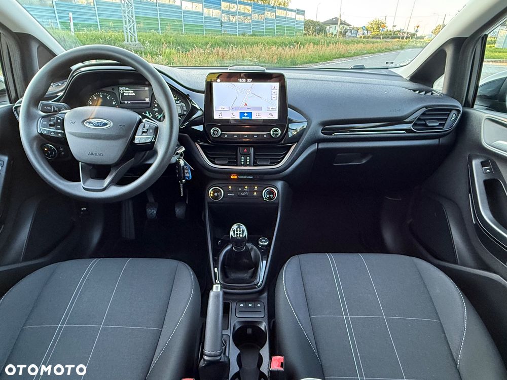 Ford Fiesta 1.1 S&S TITANIUM - 30
