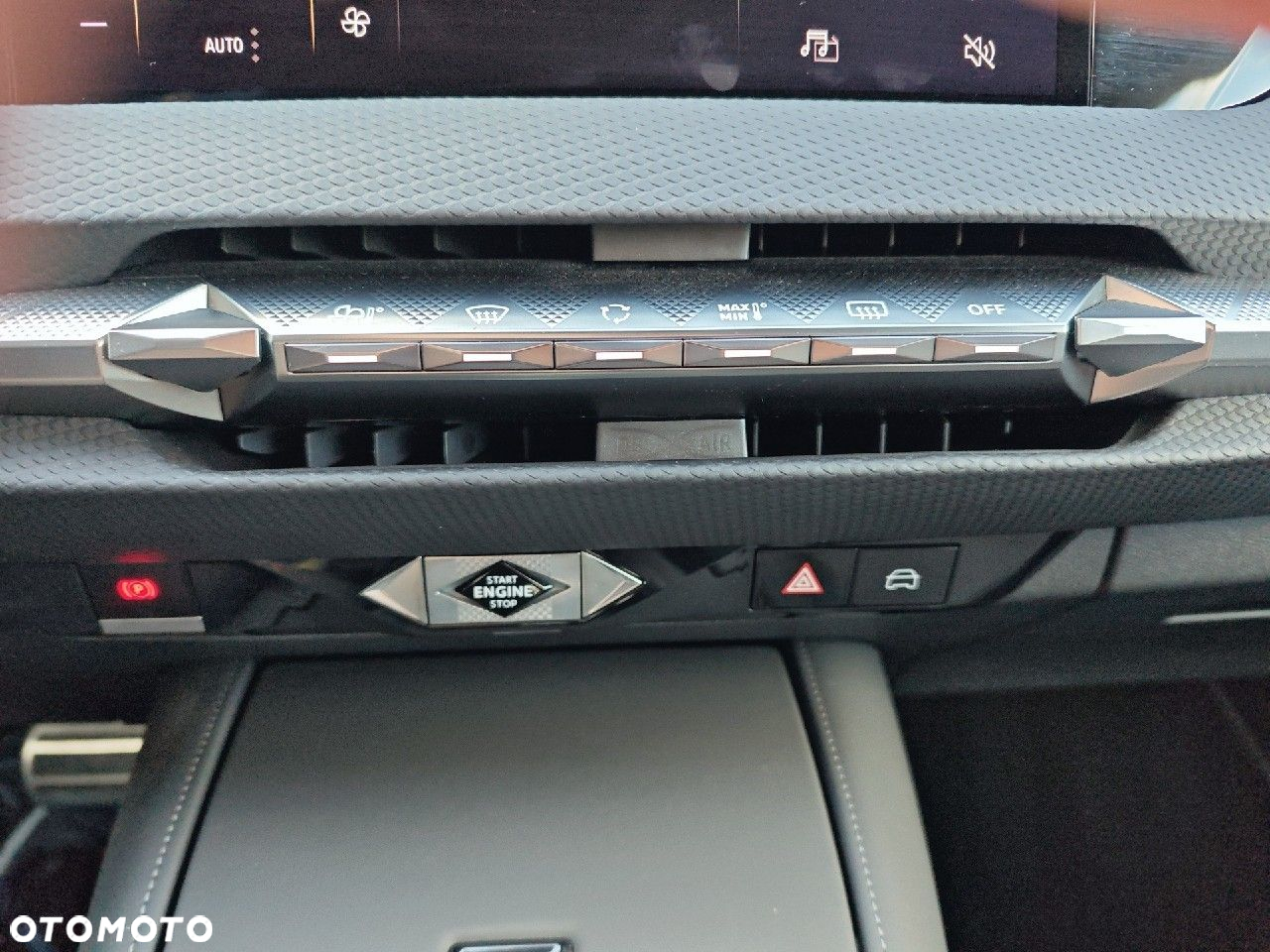DS Automobiles DS 4 1.2 PureTech Cross Trocadero - 23